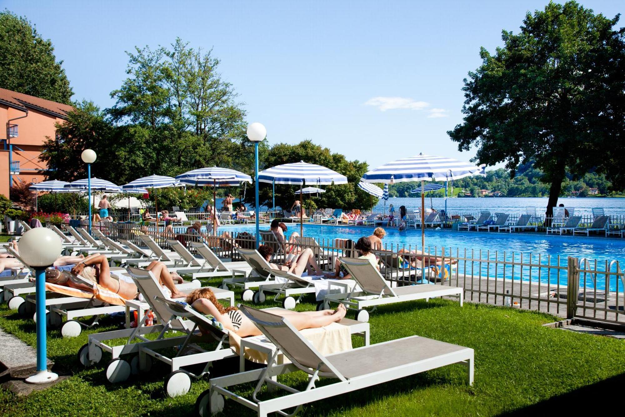 Hotel L'Approdo Pettenasco Eksteriør billede